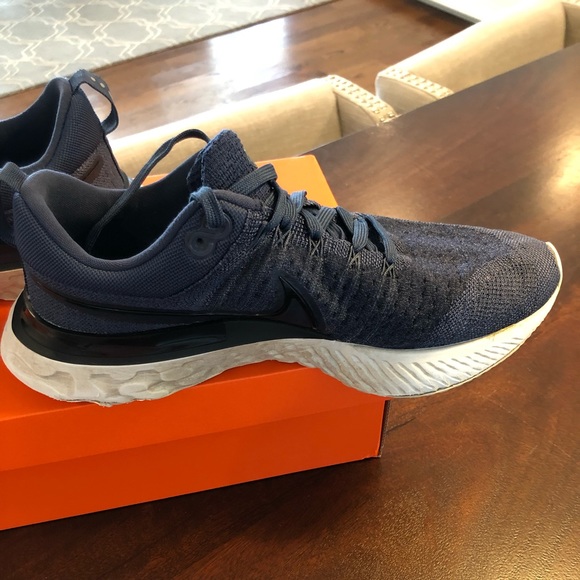 Nike React Infinity Flyknit Navy - Men's 10 - Picture 5 of 8